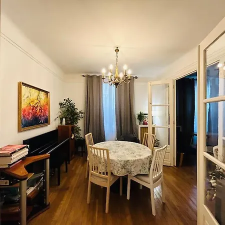 Beautiful And Spacious In Apartamento